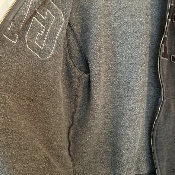 Gap Zip-Up Hoodie - Picture 7 of 7